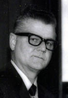 Hjelle, Walter R.