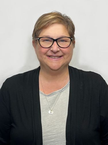 Hayley Jelinek, Health Educator