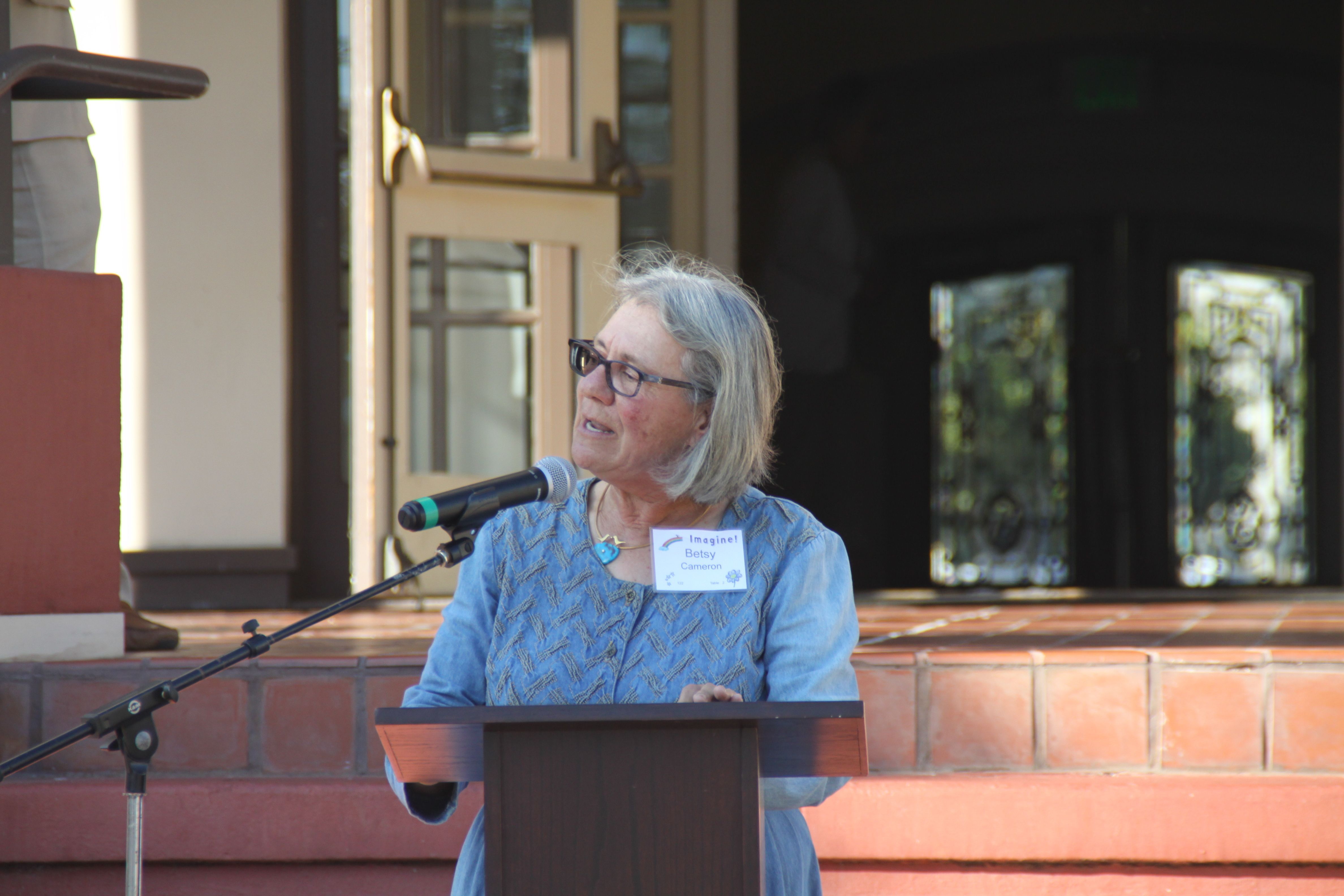 photo of Betsy Cameron speaking