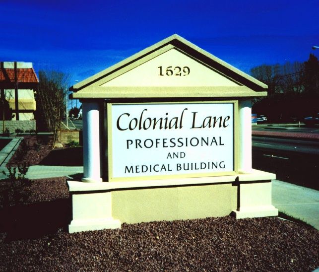 B11006 - Medical Center Monument Sign