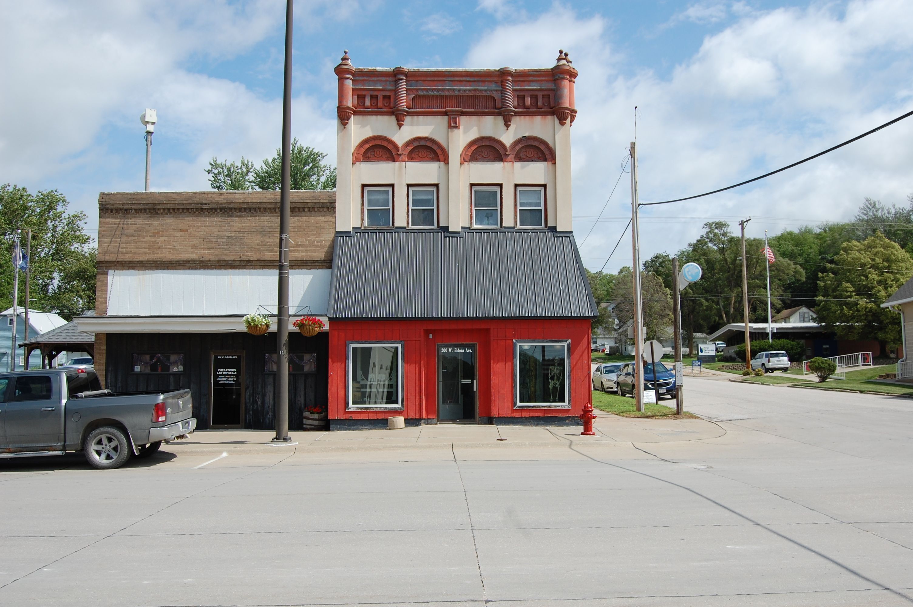 Weeping Water, Gilfort Building