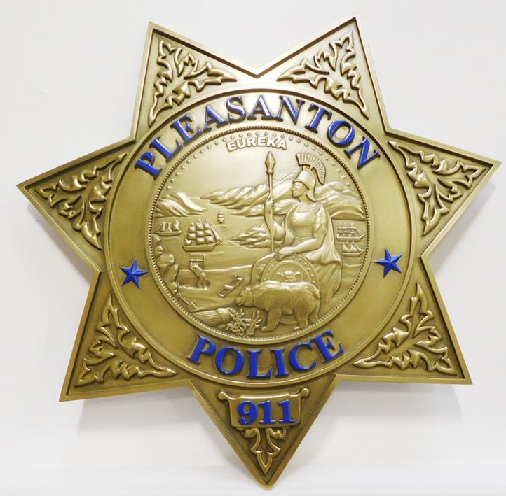PP-1750 - Carved Plaque of the Star Badge of the Police Department of the City of Pleasanton, California, 3-D Artist-Painted