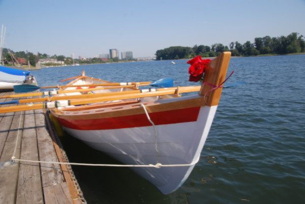 St Ayles skiff