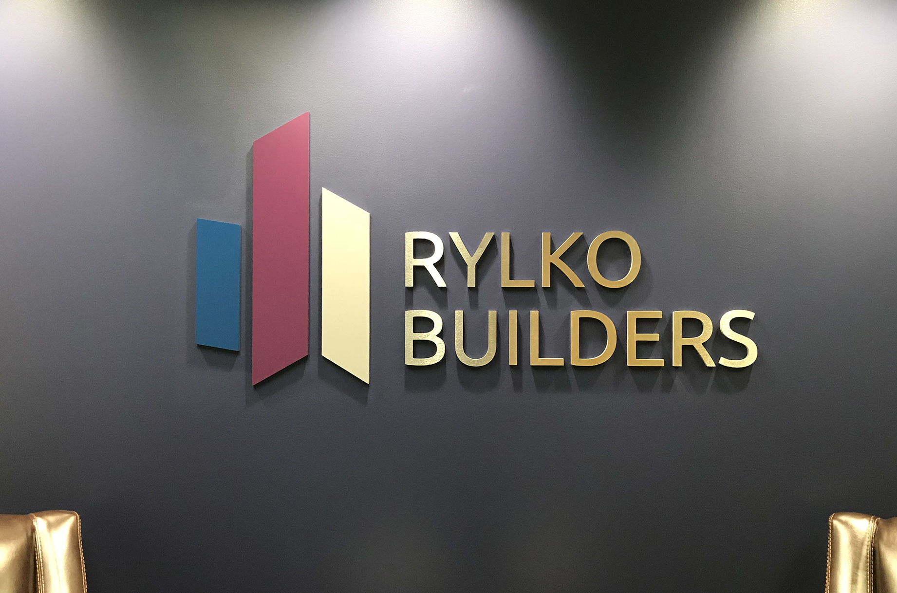 Dimensional Letters/Logo