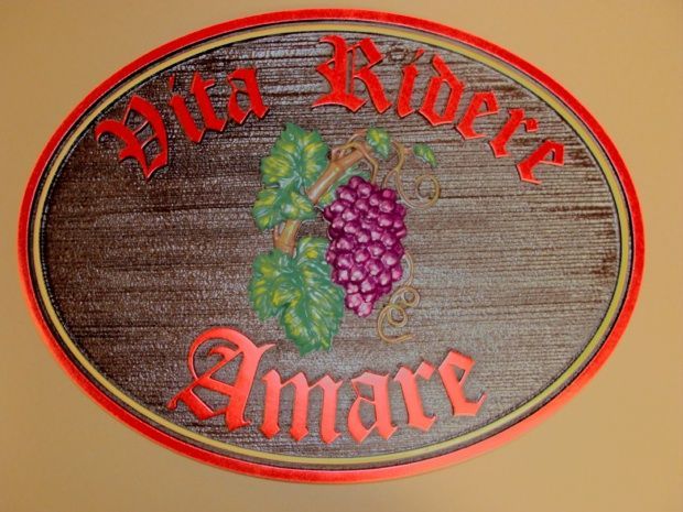 R27341 - Sandblasted and Carved Wooden Wine Cellar Plaque