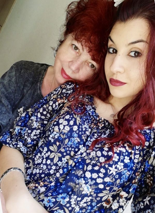 Elena C. : College Students