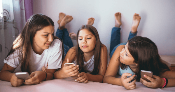 The Top 3 Apps Your Teen is Using and Their Red-Flags