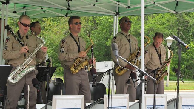 The "Airmen of Note" Sax Players Get the Crowd in the Spirit!