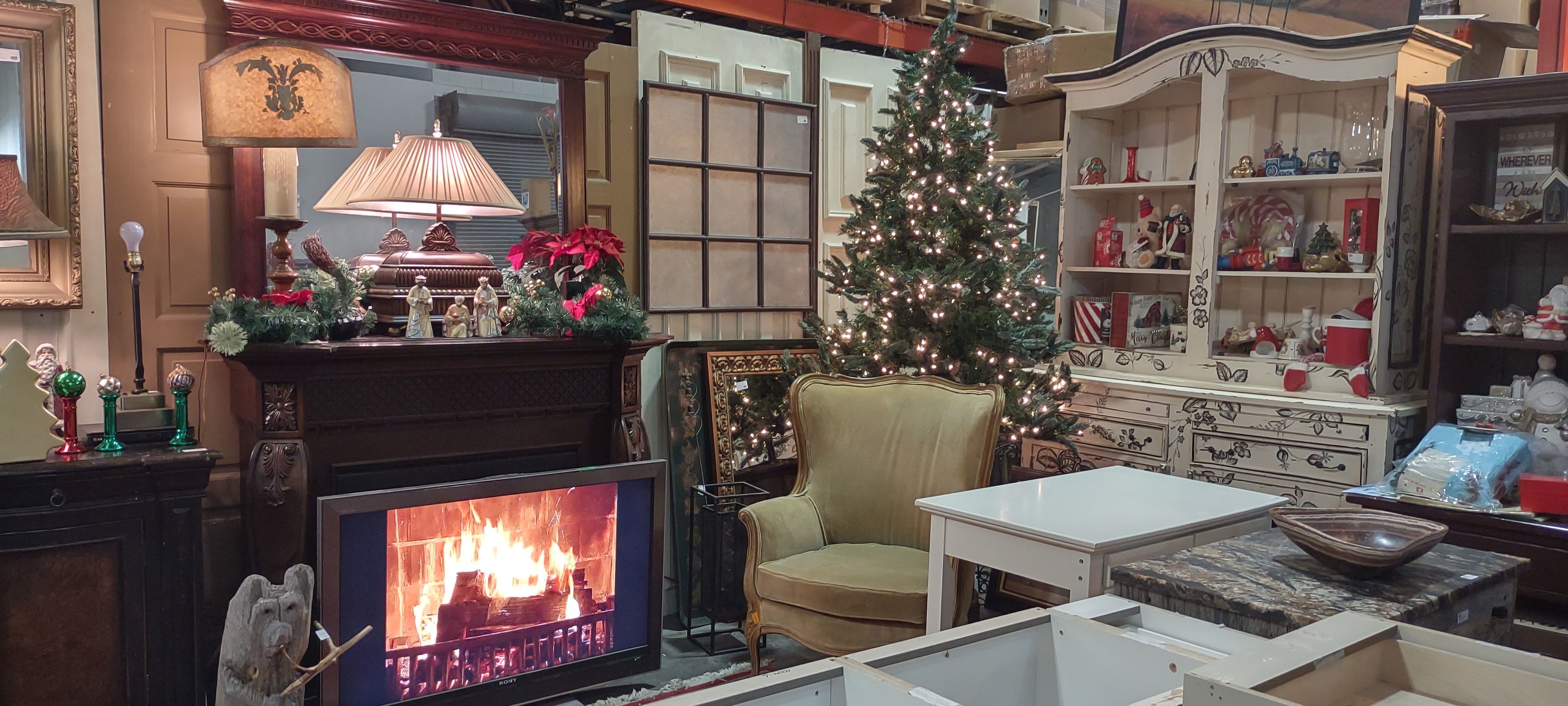 2021 Hlidays at the ReStore