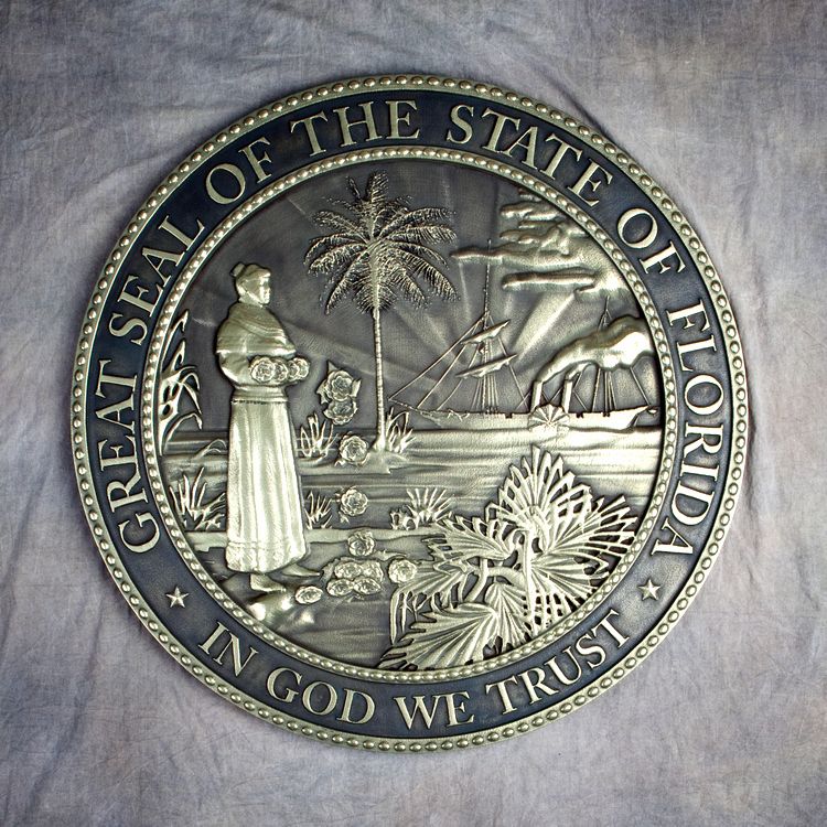 State seal and state government executive, legislative and judicial ...