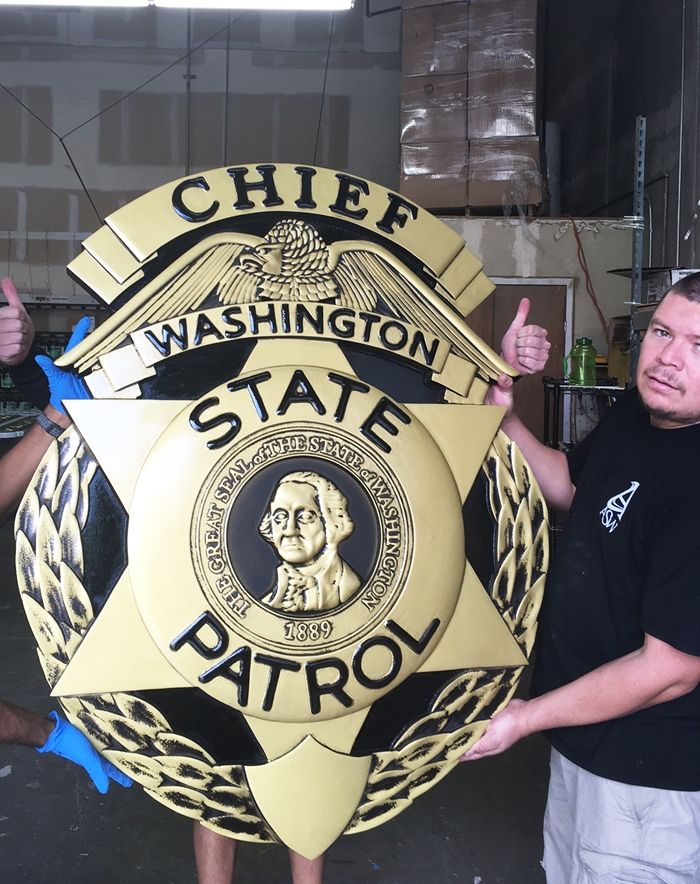 X33597 -   Carved  Wall Plaque for  Chief of the Washington State Patrol, featuring a Star Badge with a Wreath and Eagle.
