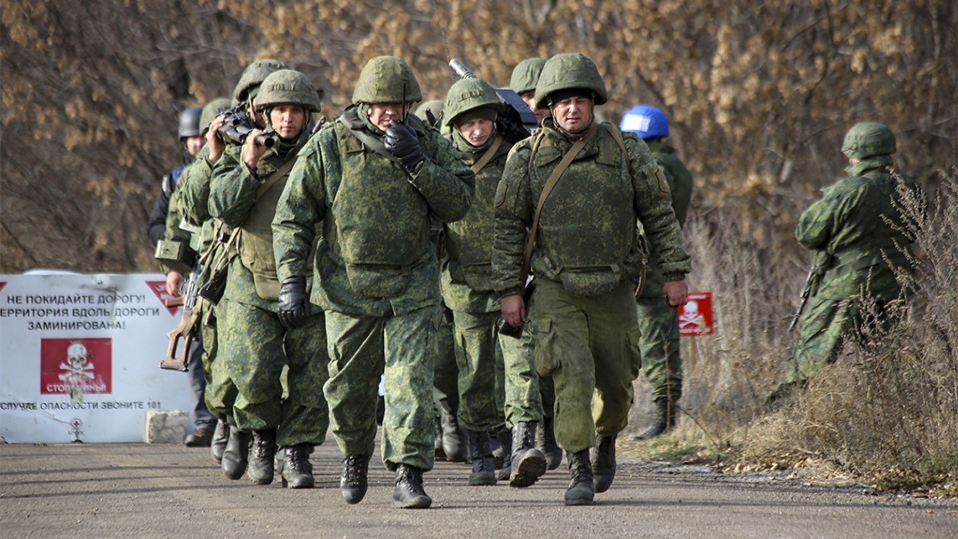 Ukrainian forces, Russian-backed separatists begin pullback in war-torn Donbass