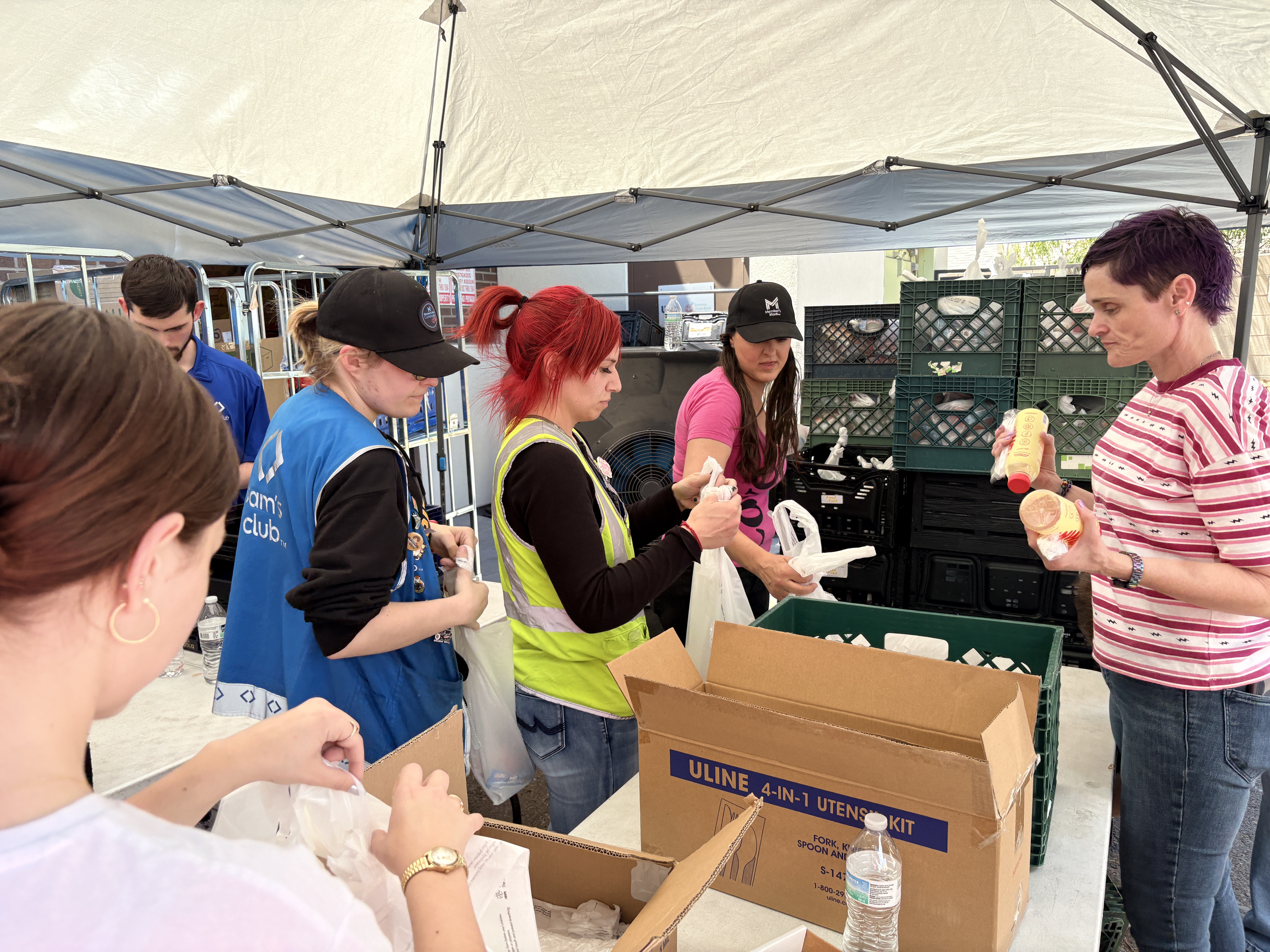 Sam's Club Volunteers