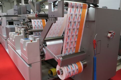 What Is Digital Label Printing and How Does it Work?