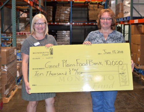 Monsanto Fund donates $10,000 to Great Plains Food Bank