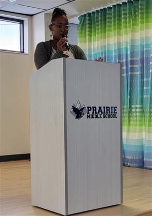 Aurora Poet Laureate Ahja Fox visits Prairie Middle School