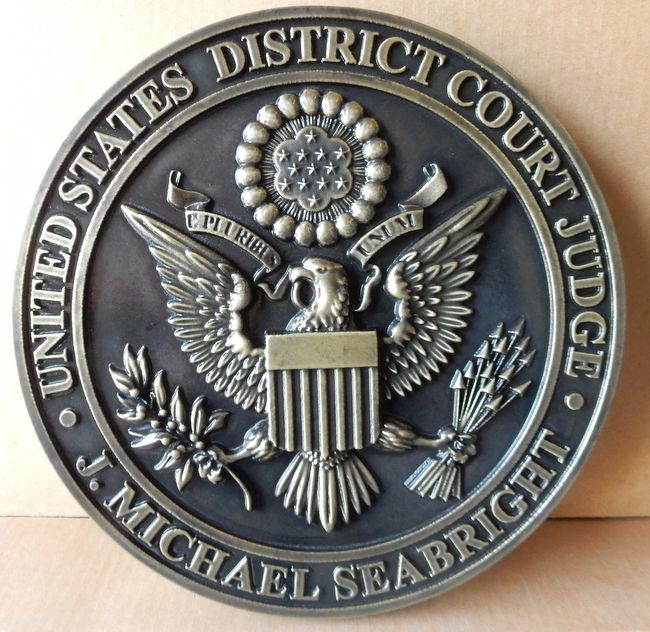 A10824 - 3-D Bronze Wall Plaque of the Great Seal of the US District Court, dark Brown Patina