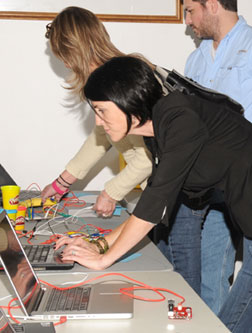 Educators Take a Byte Out of High Tech at The Cradle of Aviation Museum