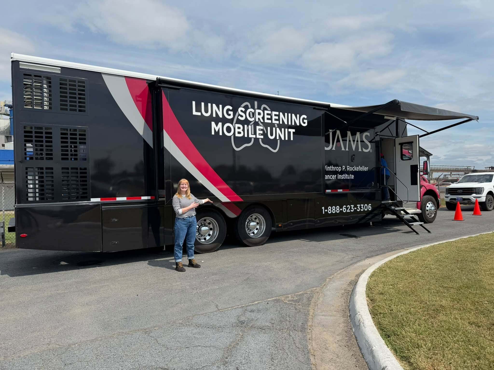 Lung Cancer Screening Mobile Unit at Suzano Paper Mill Employee Health Fair