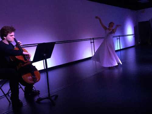 Peconic Ballet Theatre in Collaboration with East End Arts Announce the Success of their Event Series ART BARRE (posted December 8, 2016)