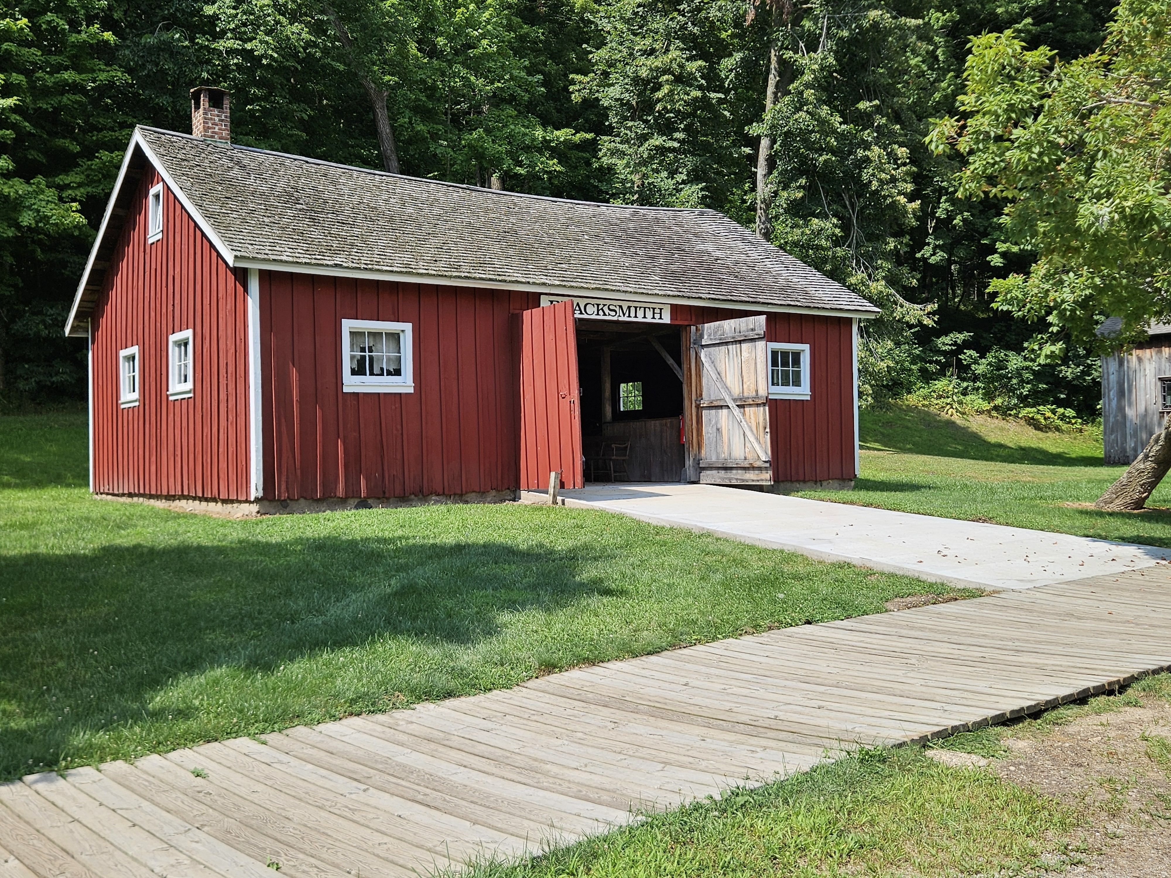 Blacksmith Shop ♿
