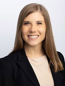 Dr. Hannah Neuhaus