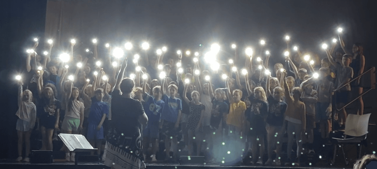 photo of elementary music concert