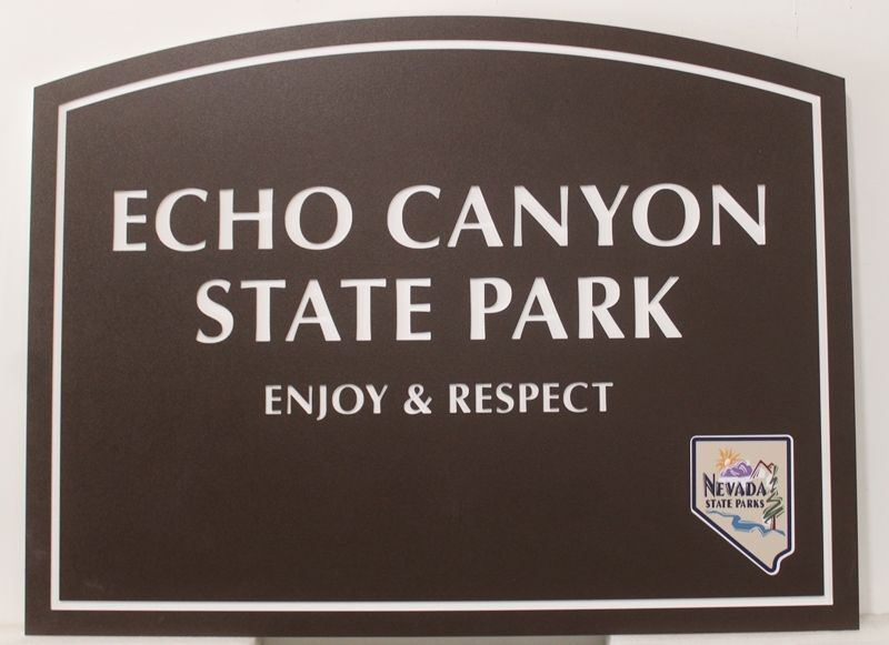 G16229 - Carved sign for Echo Canyon State Park