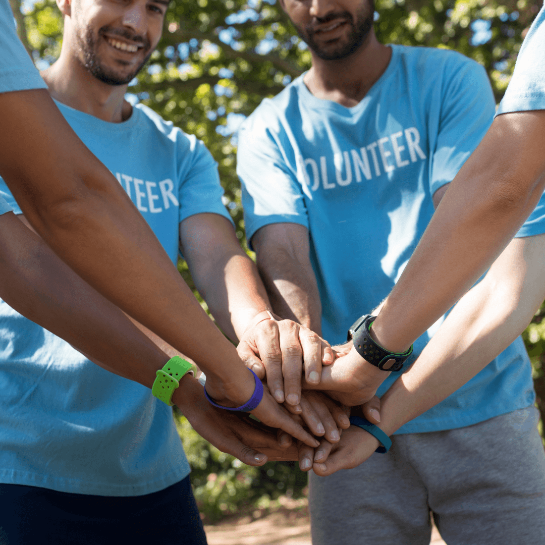 Volunteer Opportunity: Community Giving Volunteer