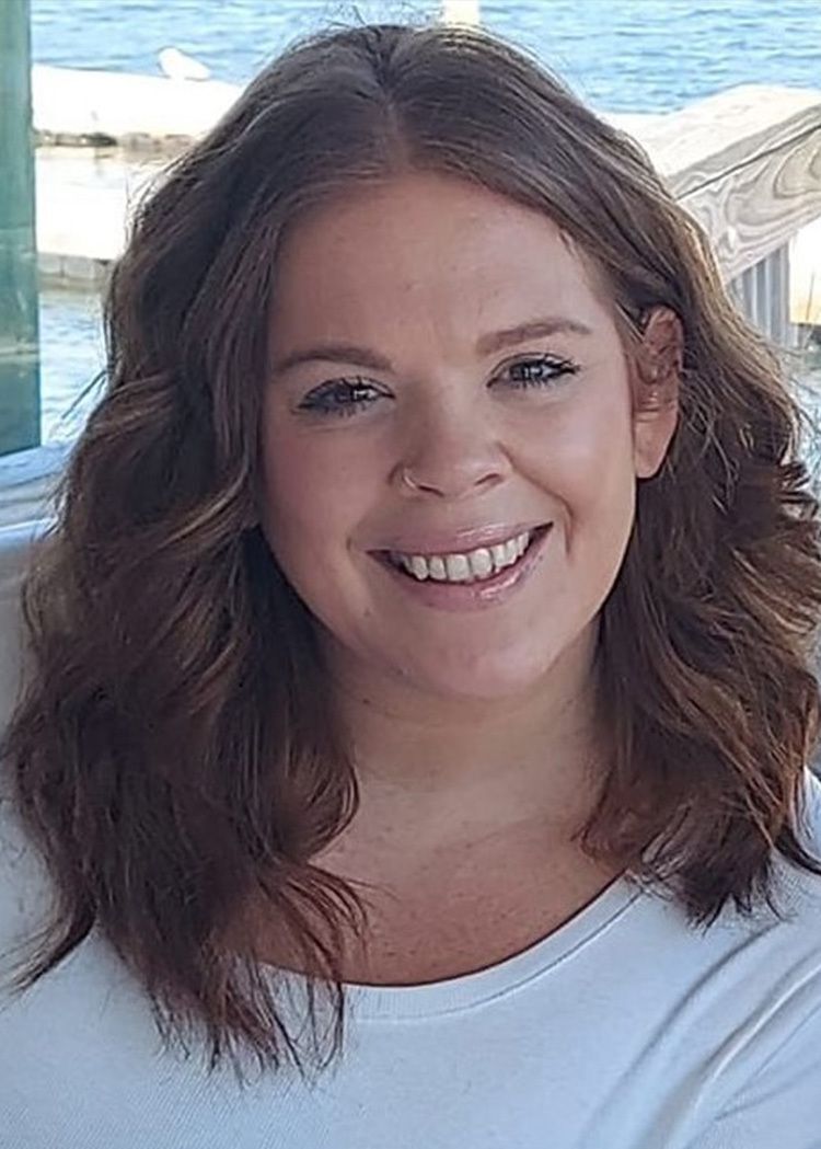 Emily Lakis