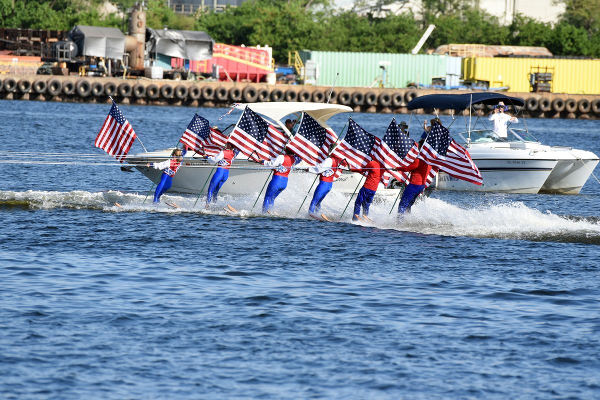 July 4th Boat Parade : Events : Friends Of The Riverwalk