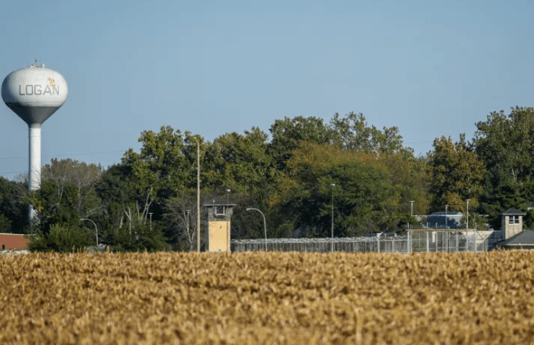 Female prisoners allege widespread abuse, retaliation at IDOC facility in multiple complaints