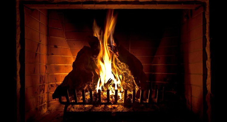 The Gallery Theater presents: "Fireside with Friends"