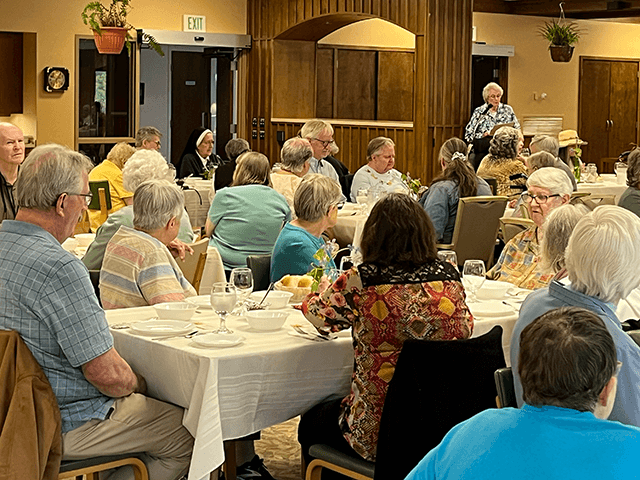 Benetwood residents join sisters for annual dinner