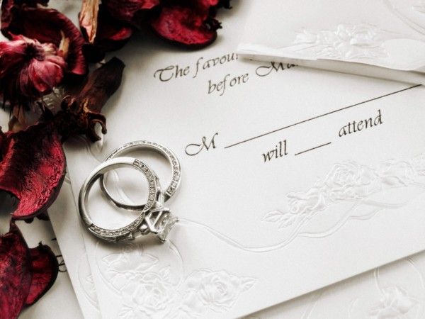 Say "I Do" to our wedding printing. From the engagement to the honeymoon stage, we've got you covered!