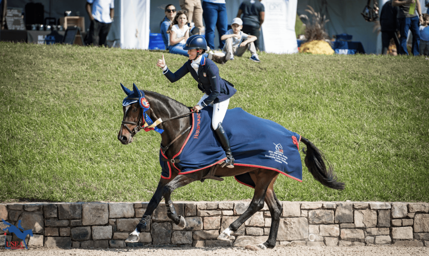 Knowles and Starburst Lead USEF/USEA 6-Year-Old Developing Horse National Championship From Start to Finish