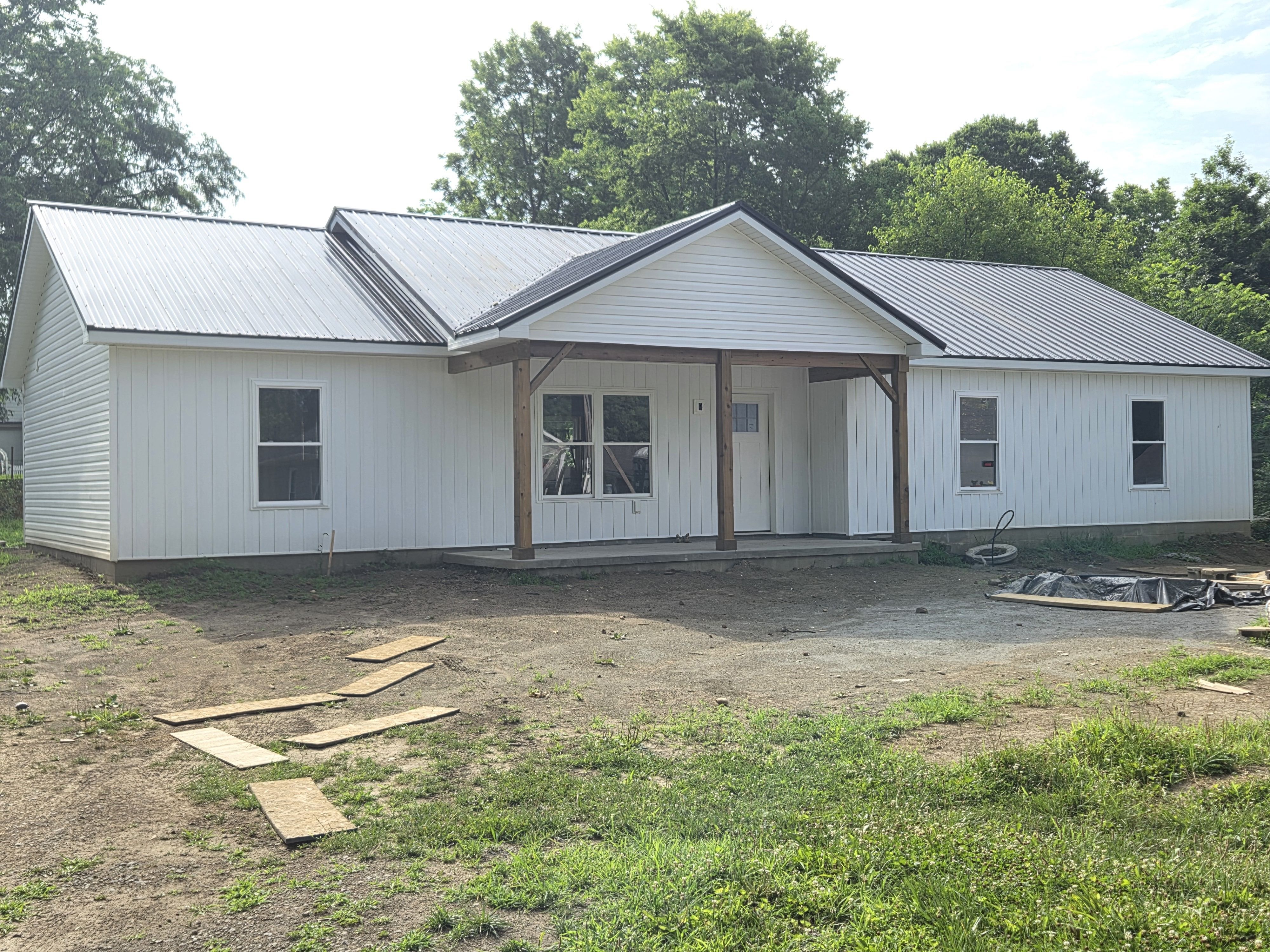Siding and roofing completed on the Mulberry St. Build