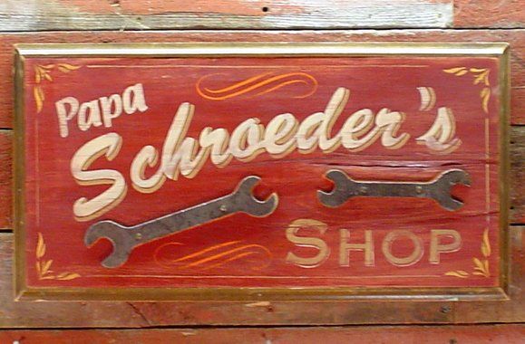 Papa Schroeder's Shop