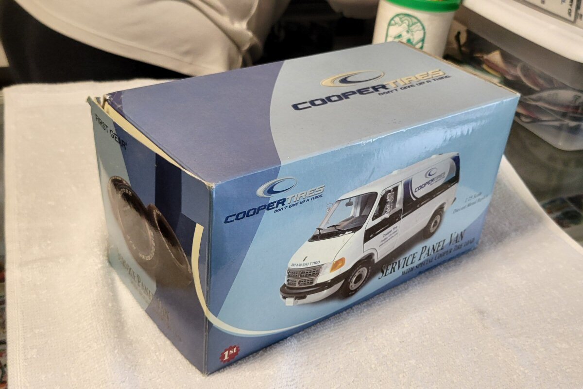 First Gear Cooper Tires Service Panel Van - 1:34 scale