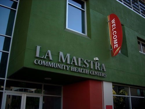 La Maestra Complete Sign Collection