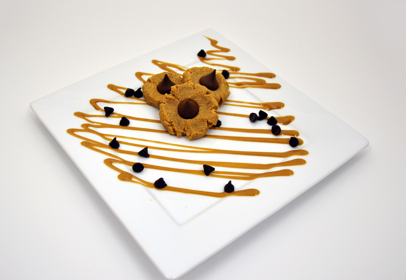 Gluten Free Peanut Butter Blossom Cookies