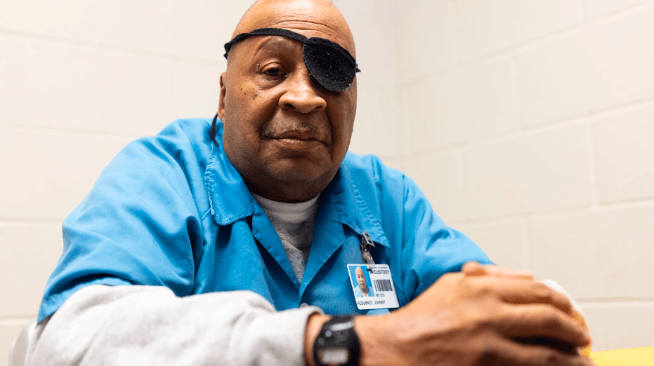 Illinois prisons were ordered to improve health care for inmates. They've spent seven years failing.