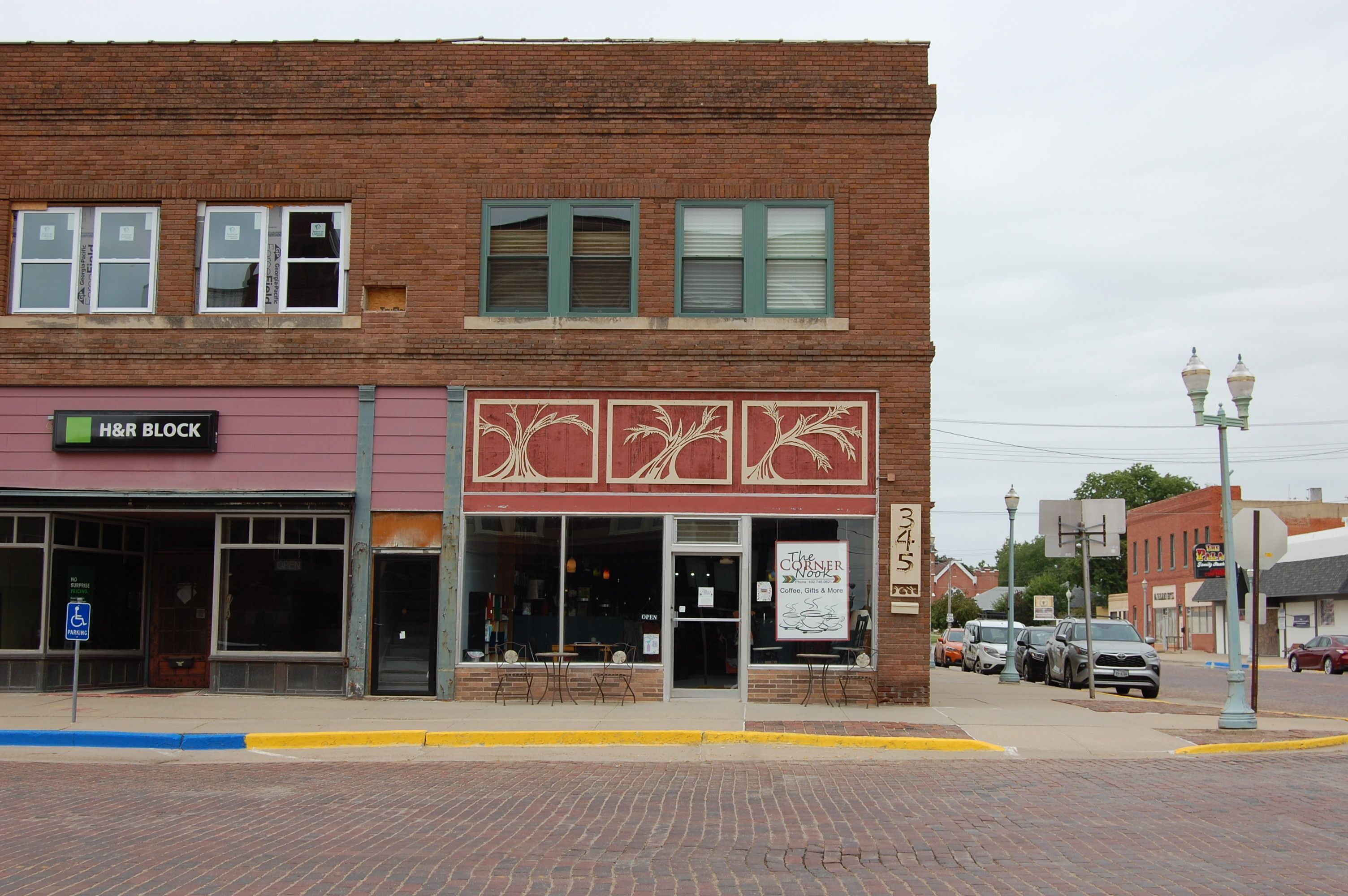 Red Cloud, 333 N Webster