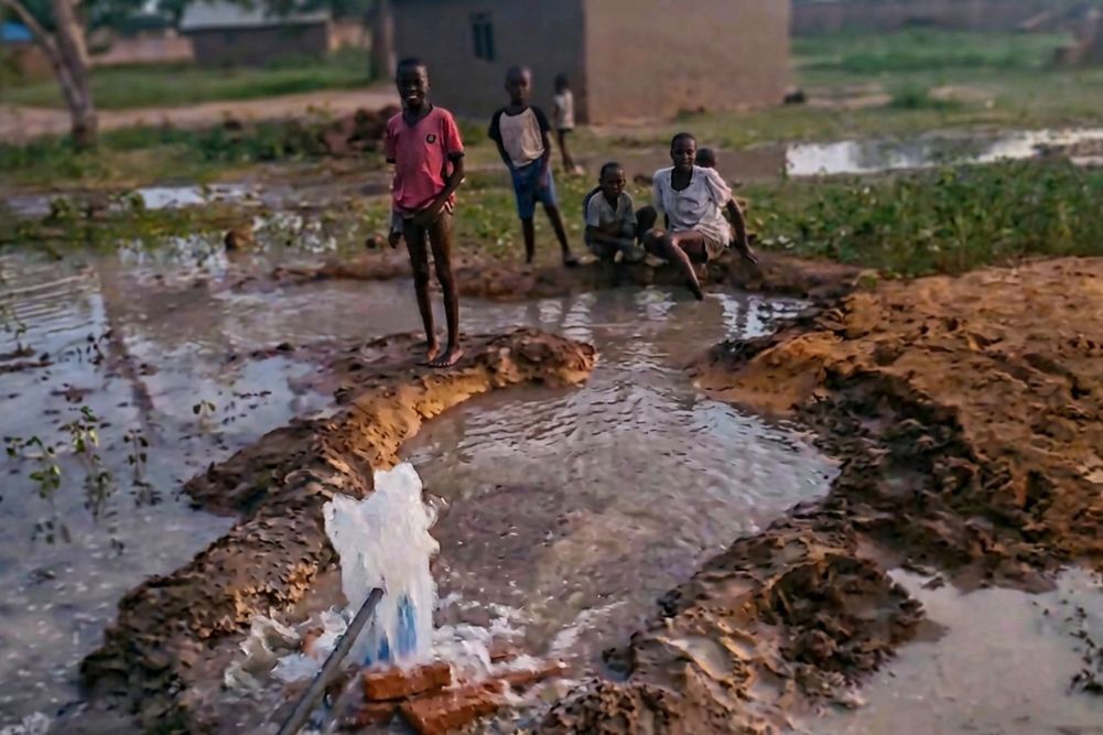 Water flowing Makuriric