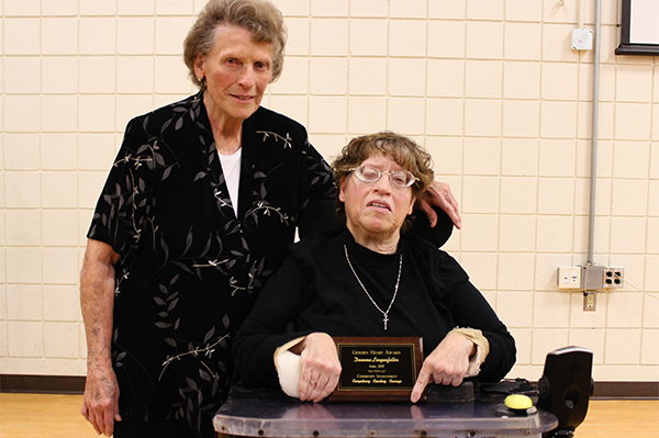 Deanna Lingenfelter earns Golden Heart Award