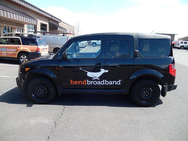 Vehicle Vinyl Lettering