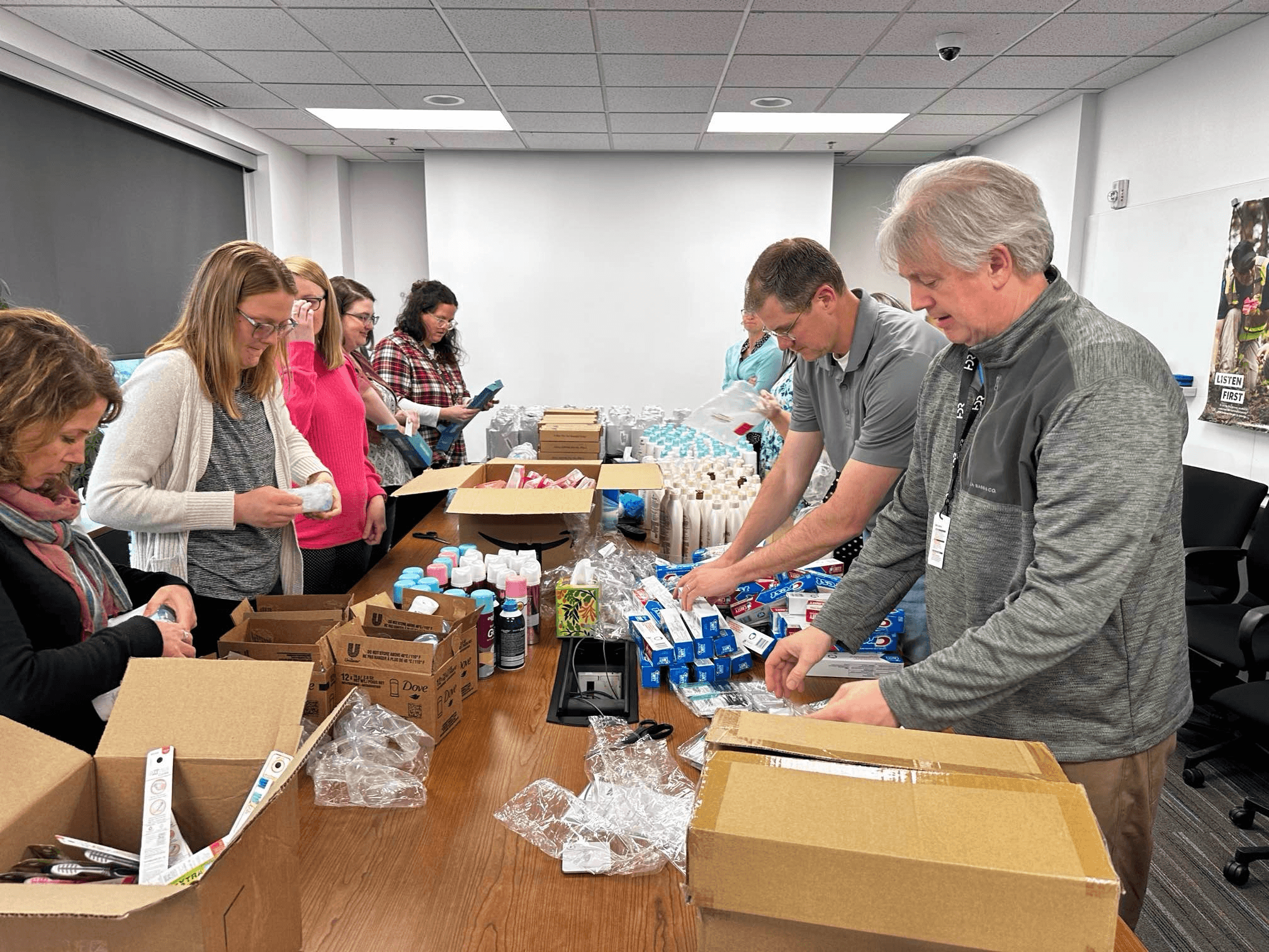 Engineering firm HDR donated the materials and labor to construct hygiene kits for local victim services nonprofit Faces of Hope. 