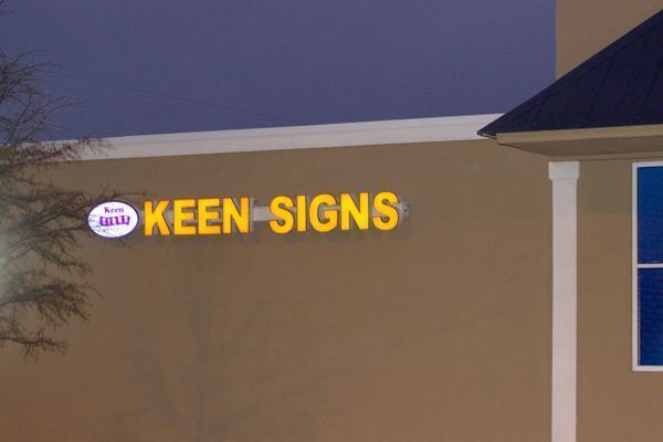 Keen Signs