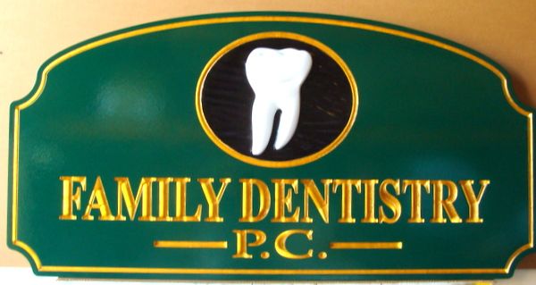 BA11579 – 3D  Carved Family Dentistry Sign, with 24K Gold Leaf Gilding