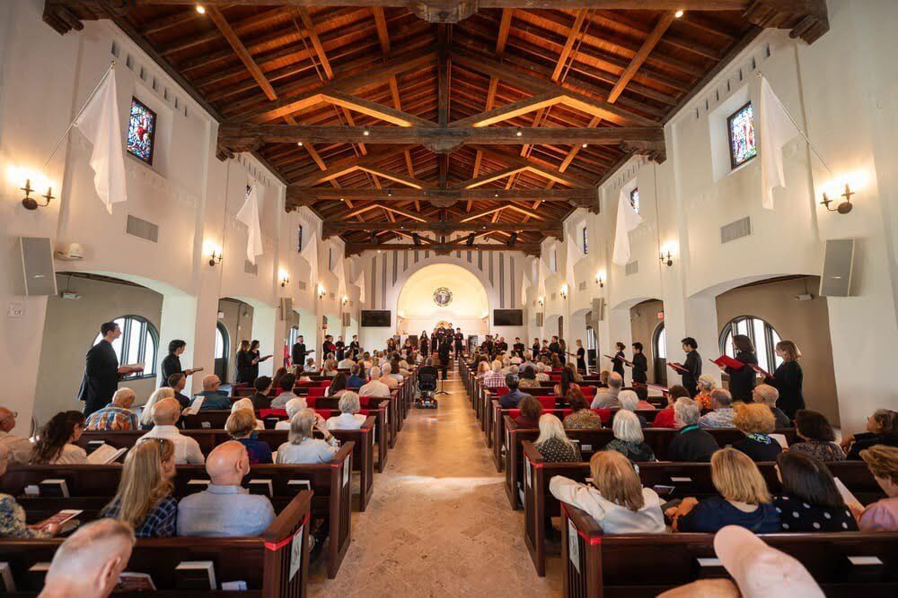 Surround Sound Review: A Moving Farewell and an Unforgettable Musical Experience